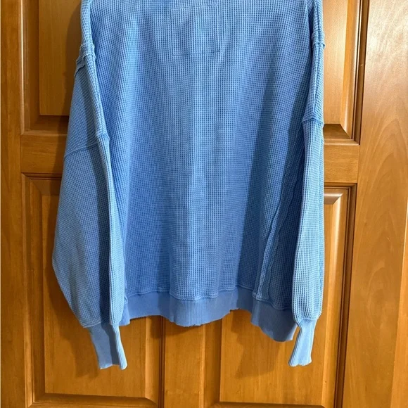American Eagle Outfitters Blue Waffle Knit Sweater. PTP 30. - Picture 2 of 3